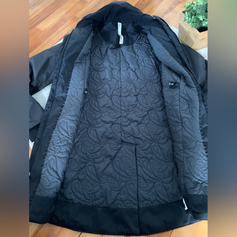 Lululemon Polar Parka - Picture 8 of 16